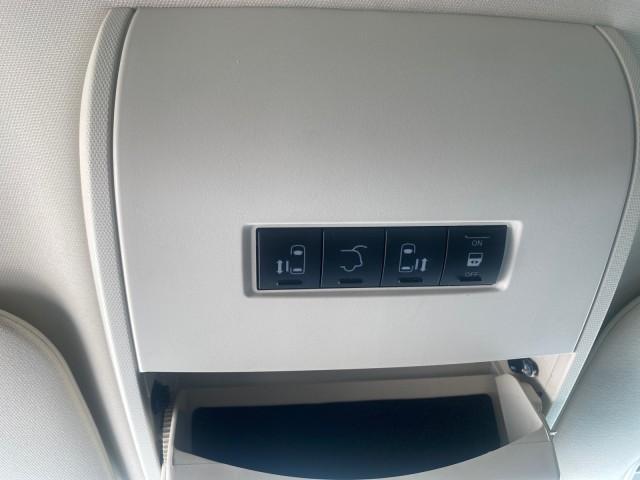Photo of 2010 Blackberry Pearl Dodge Grand Caravan
