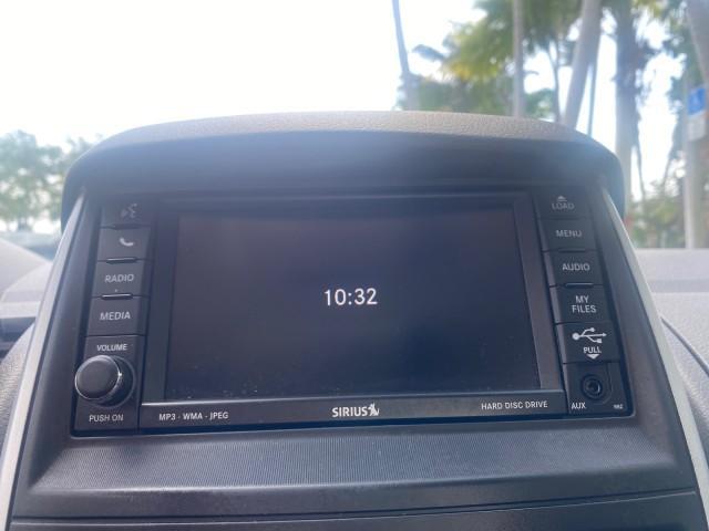 Photo of 2010 Blackberry Pearl Dodge Grand Caravan