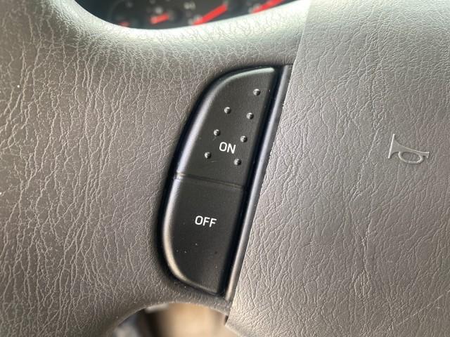 Photo of 2006 Oxford White Ford E150