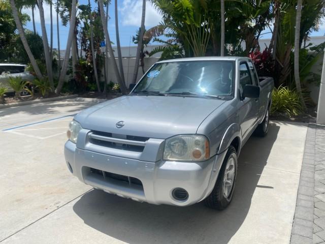 Photo of 2002 Silver Ice Metallic Nissan Frontier