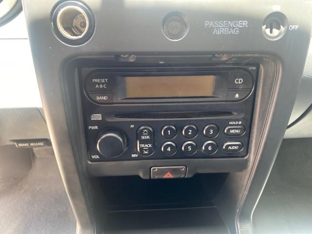 Photo of 2002 Silver Ice Metallic Nissan Frontier