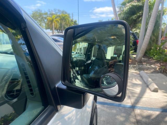 Photo of 2008 Oxford White Ford F-150