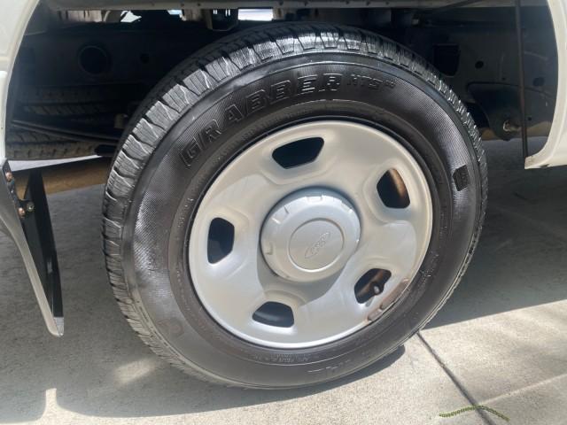 Photo of 2008 Oxford White Ford F-150