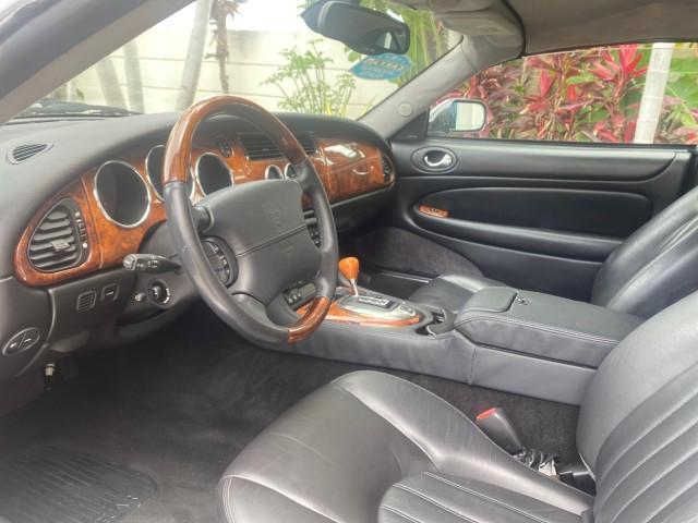 Photo of 2004 Quartz Jaguar XK8