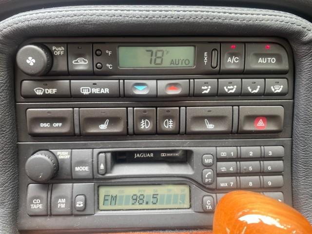 Photo of 2004 Quartz Jaguar XK8