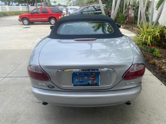 Photo of 2004 Quartz Jaguar XK8