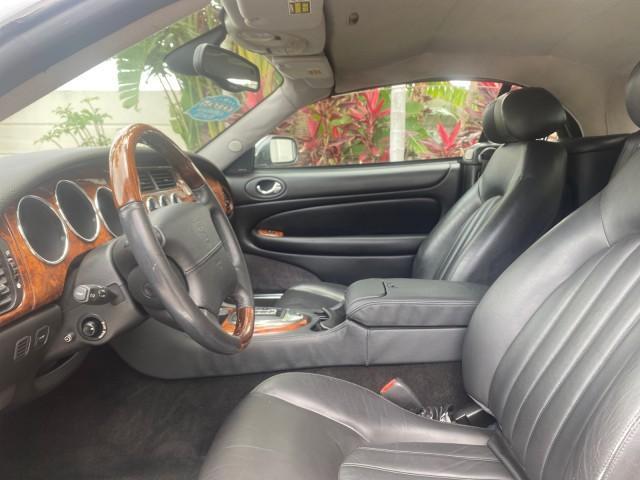 Photo of 2004 Quartz Jaguar XK8