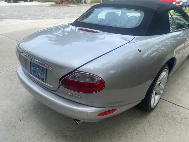 Photo of 2004 Quartz Jaguar XK8