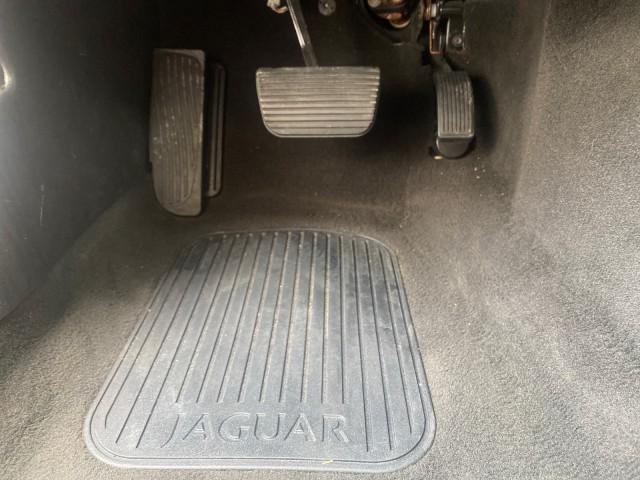 Photo of 2004 Quartz Jaguar XK8