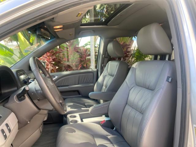 Photo of 2010 Slate Green Metallic Honda Odyssey