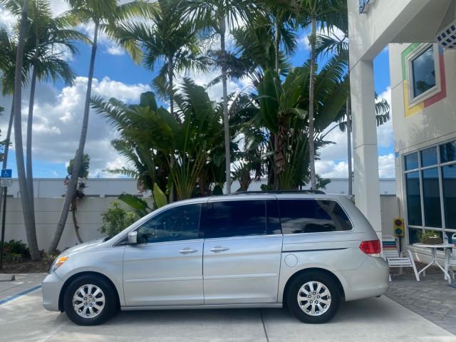 Photo of 2010 Slate Green Metallic Honda Odyssey