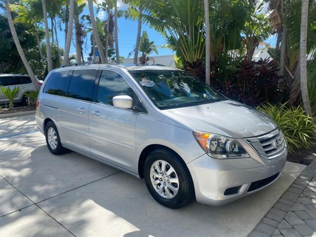 Photo of 2010 Slate Green Metallic Honda Odyssey