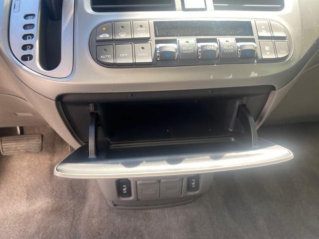 Photo of 2010 Slate Green Metallic Honda Odyssey