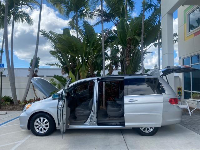 Photo of 2010 Slate Green Metallic Honda Odyssey