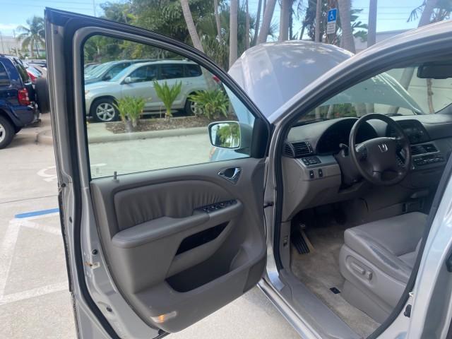 Photo of 2010 Slate Green Metallic Honda Odyssey