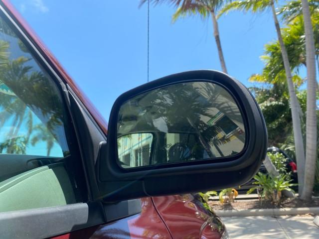 Photo of 2005 Majestic Red Metallic Chevrolet Trailblazer