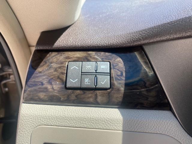 Photo of 2008 Gold Mist Cadillac DTS