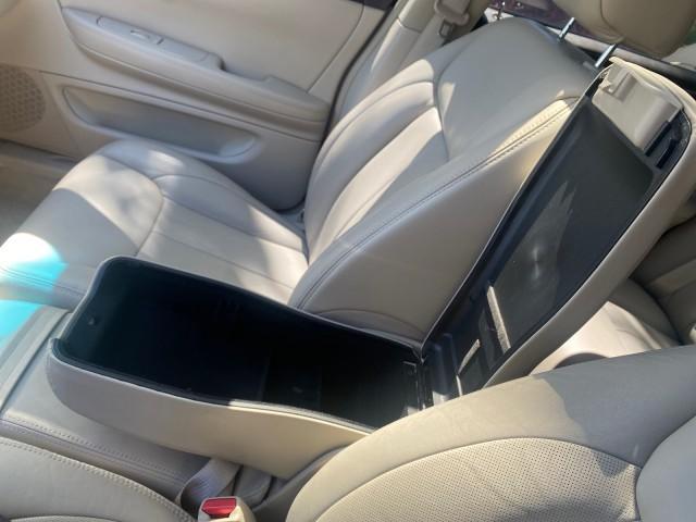 Photo of 2008 Gold Mist Cadillac DTS