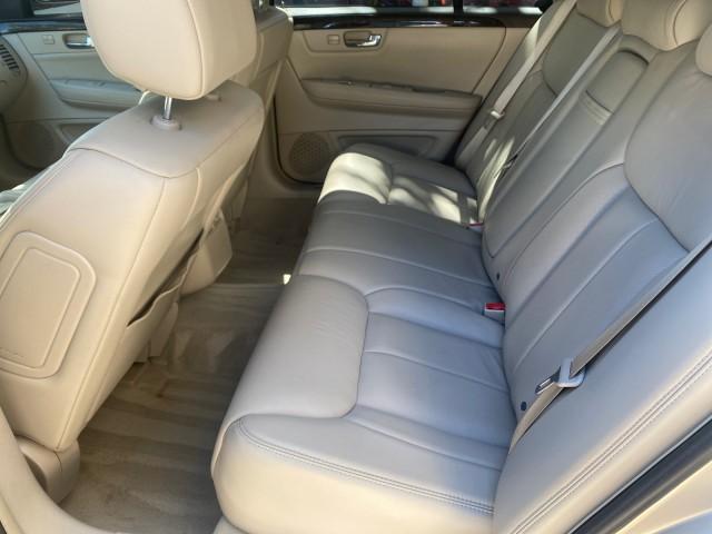 Photo of 2008 Gold Mist Cadillac DTS