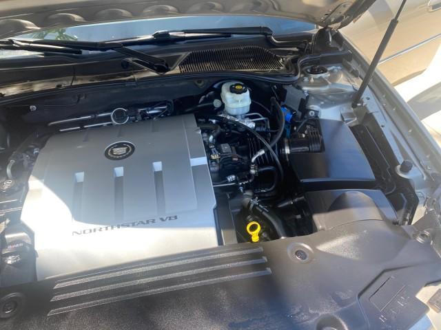 Photo of 2008 Gold Mist Cadillac DTS