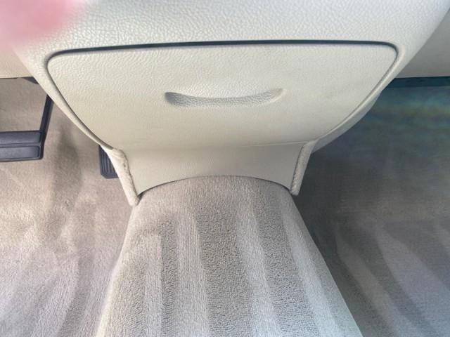 Photo of 2008 Gold Mist Cadillac DTS
