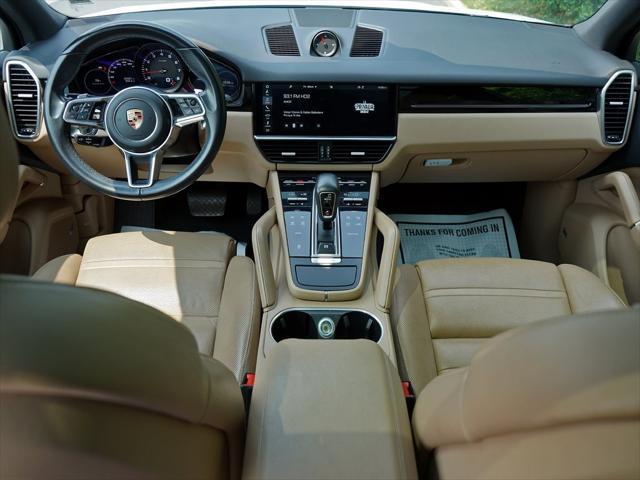 Photo of 2019 White Porsche Cayenne