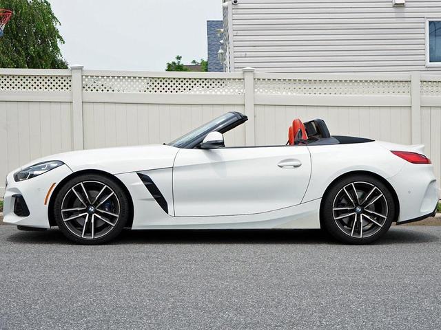 Photo of 2020 Alpine White BMW Z4