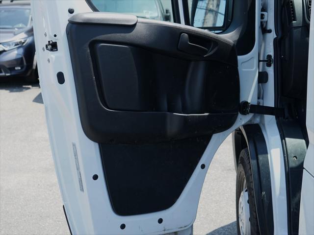 Photo of 2023 Bright White Clearcoat RAM ProMaster 2500