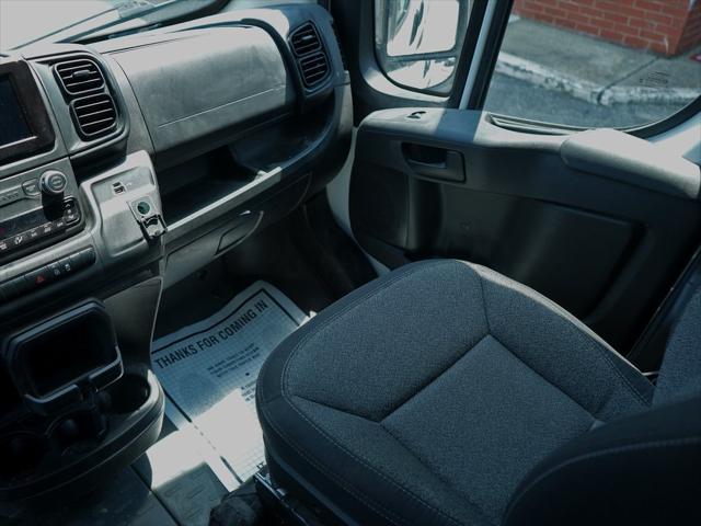 Photo of 2023 Bright White Clearcoat RAM ProMaster 2500