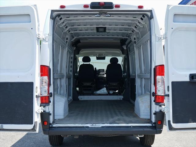 Photo of 2023 Bright White Clearcoat RAM ProMaster 2500