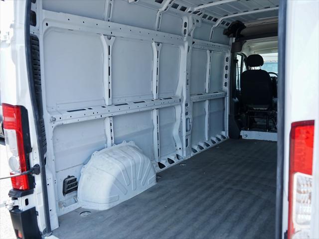 Photo of 2023 Bright White Clearcoat RAM ProMaster 2500