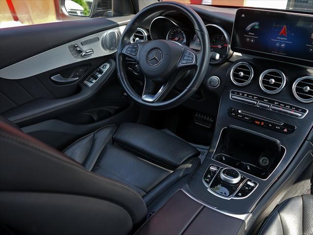 Photo of 2019 Black Mercedes-Benz GLC 300