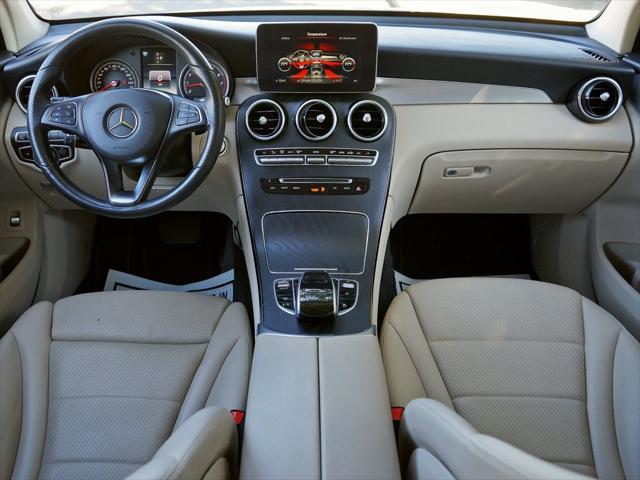 Photo of 2019 Black Mercedes-Benz GLC 300