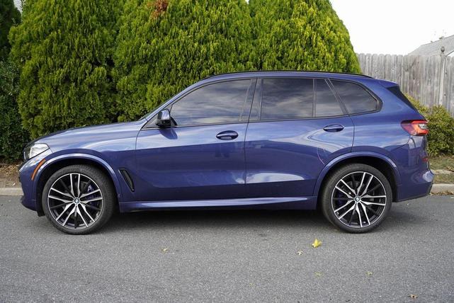 Photo of 2022 Blue Metallic BMW X5