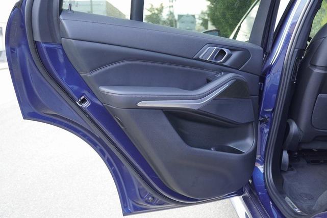 Photo of 2022 Blue Metallic BMW X5