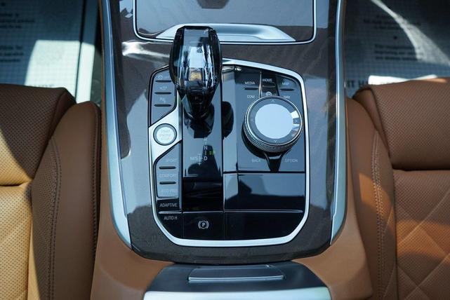 Photo of 2023 Black Sapphire Metallic BMW X5