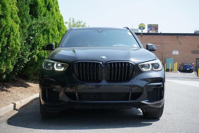 Photo of 2023 Black Sapphire Metallic BMW X5