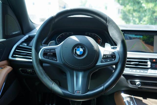 Photo of 2023 Black Sapphire Metallic BMW X5