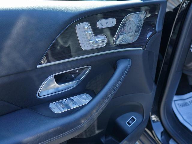 Photo of 2022 Black Mercedes-Benz GLE 450