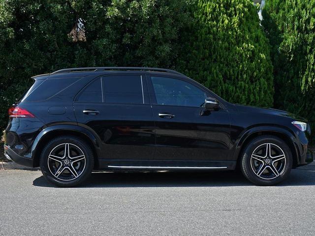 Photo of 2022 Black Mercedes-Benz GLE 450
