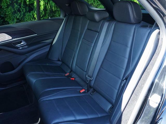 Photo of 2022 Black Mercedes-Benz GLE 450