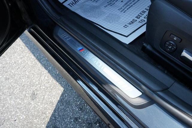 Photo of 2020 Black Sapphire Metallic BMW M340