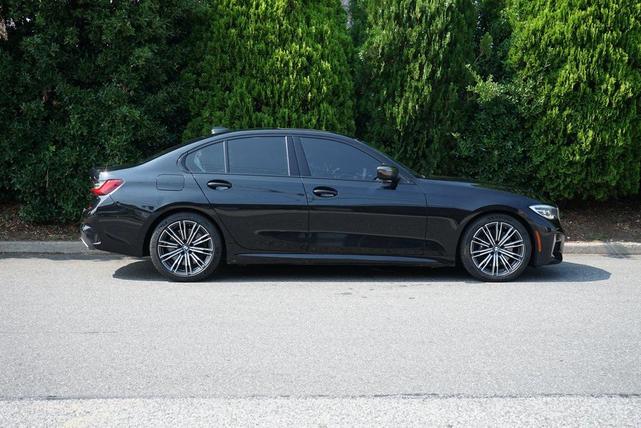 Photo of 2020 Black Sapphire Metallic BMW M340