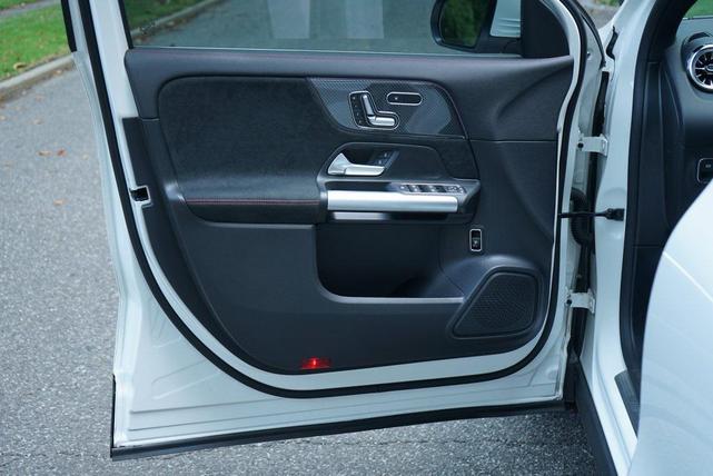 Photo of 2023 White Mercedes-Benz AMG GLA 35