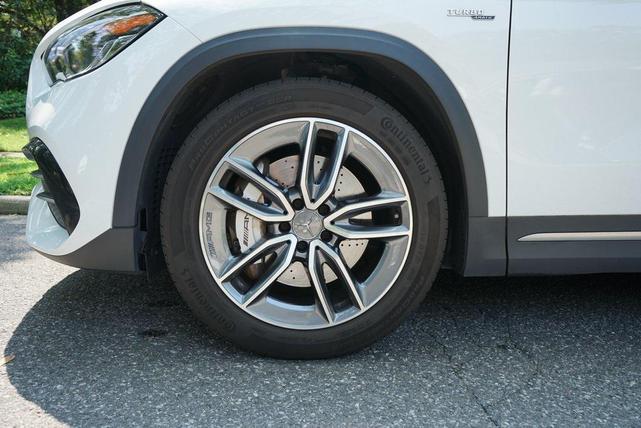 Photo of 2023 White Mercedes-Benz AMG GLA 35