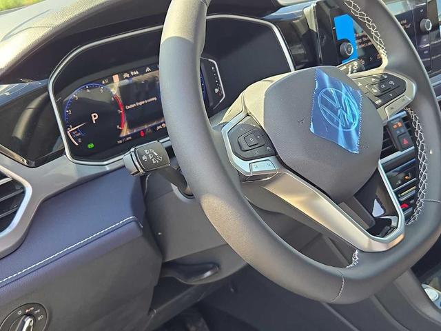 Photo of 2025 Alpine Grey Volkswagen Taos