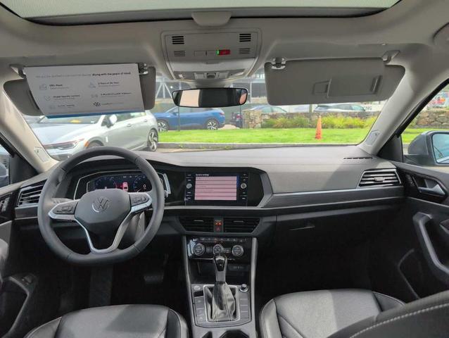 Photo of 2024 Platinum Gray Metallic Volkswagen Jetta