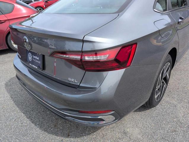 Photo of 2024 Platinum Gray Metallic Volkswagen Jetta