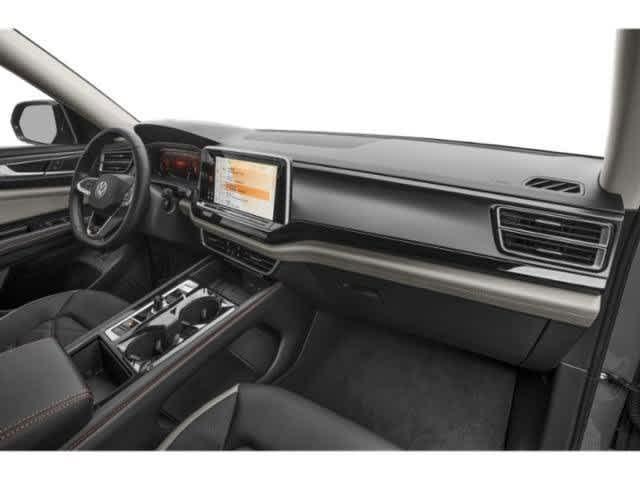 Photo of 2025 Pure White Volkswagen Atlas