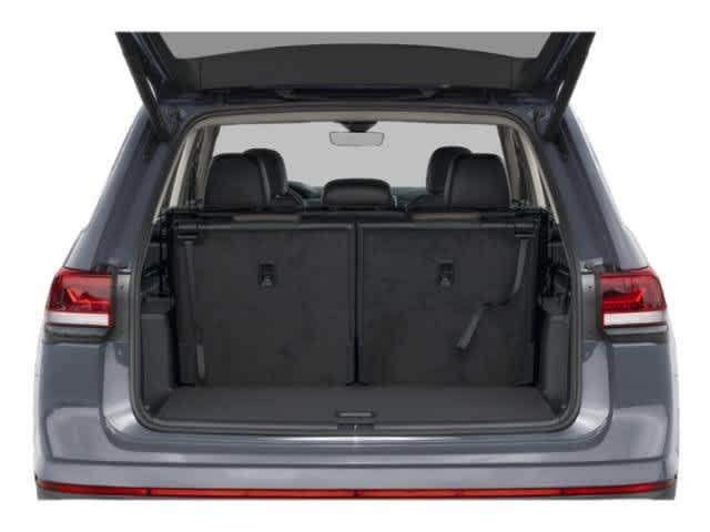 Photo of 2025 Pure White Volkswagen Atlas